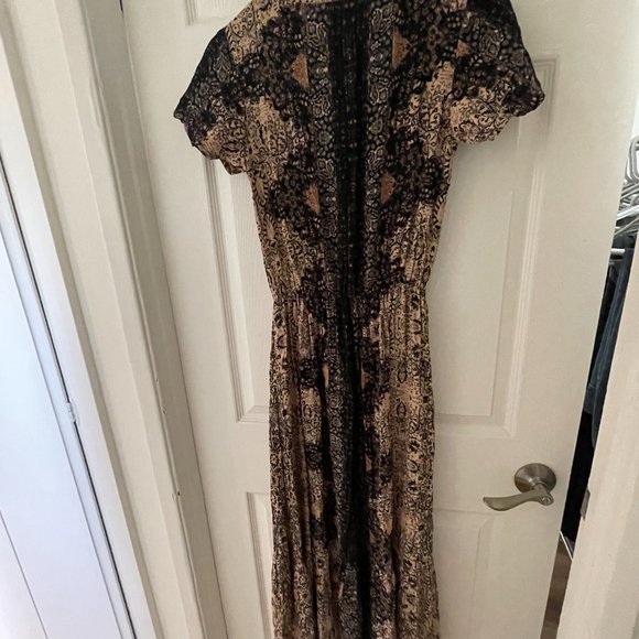 Like New Cleobella Maxi Ruffle Bottom Dress Size Small - Picture 5 of 6